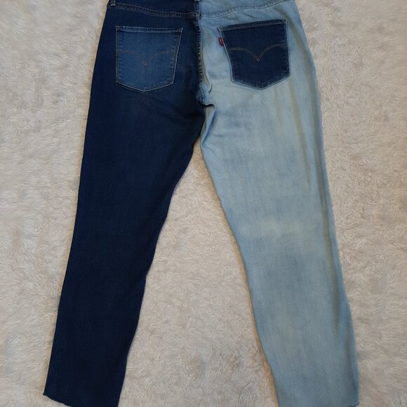 Levi's Two-Tone Blue Ankle Jeans - Picture 4 of 11